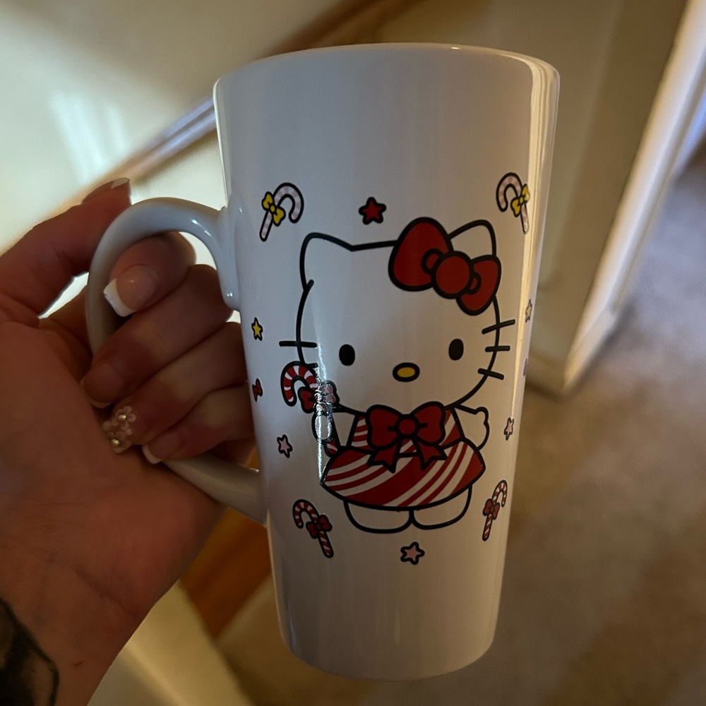 Hello kitty Christmas mug